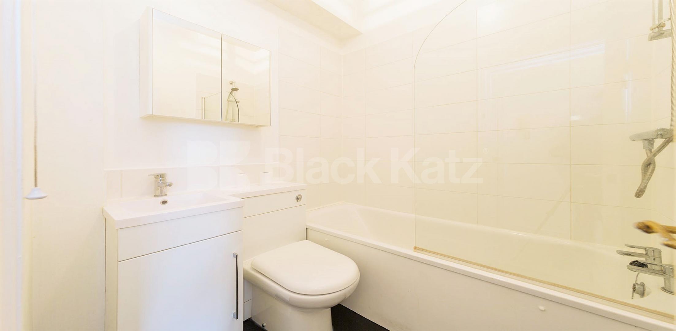 			1 Bedroom, 1 bath, 1 reception Apartment			 Sinclair Road, SHEPHERDS BUSH
